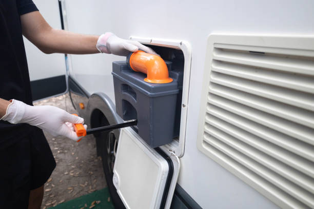 Best Best portable toilet rental  in Fairfield, IL